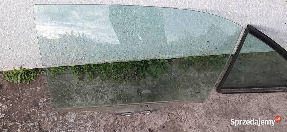 Na części drzwi Honda Accord vi NH614MA