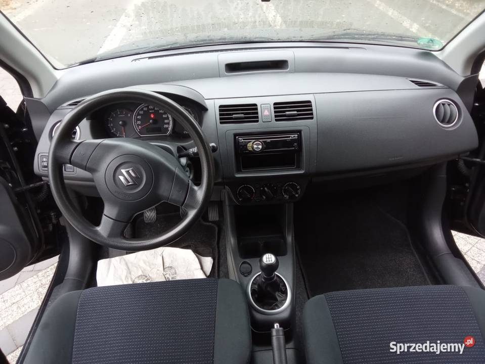 Suzuki Swift 5d hb 13 benzynka z klimatyzacja pomorskie Kościerzyna