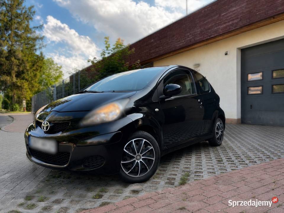 Toyota Aygo 10 benzyna 76 przebiegu 2009 opolskie Głuchołazy