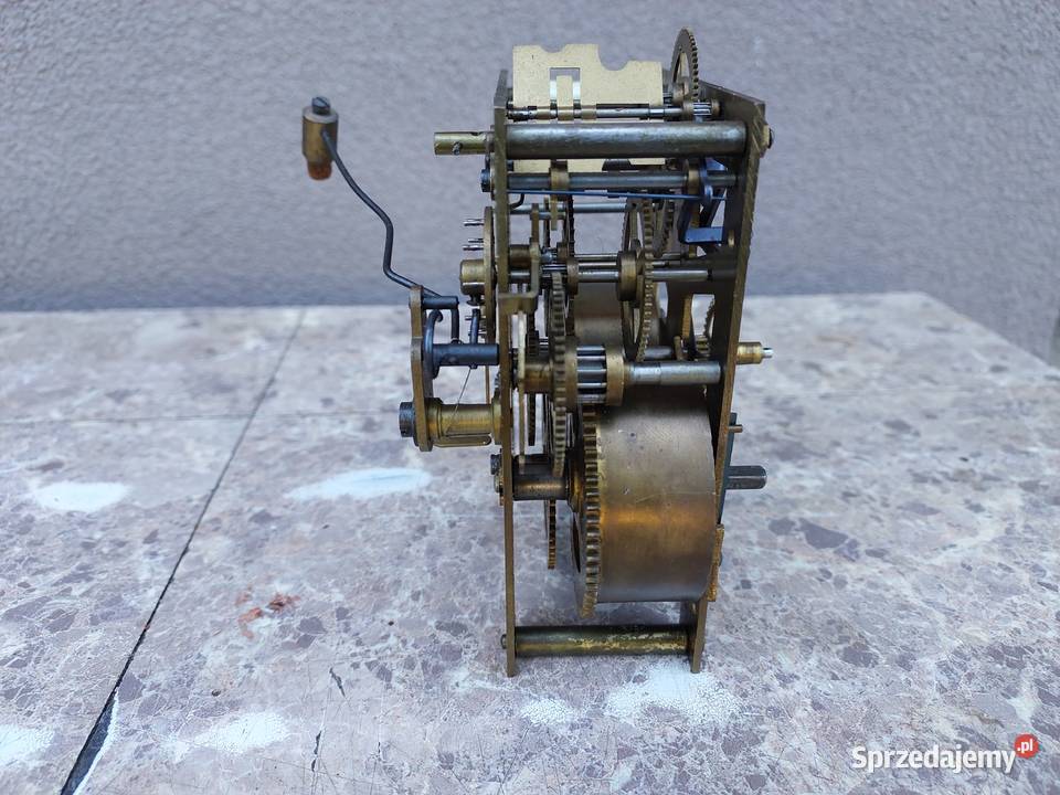 743 Mechanizm starego zegara ściennego Junghans Tczew
