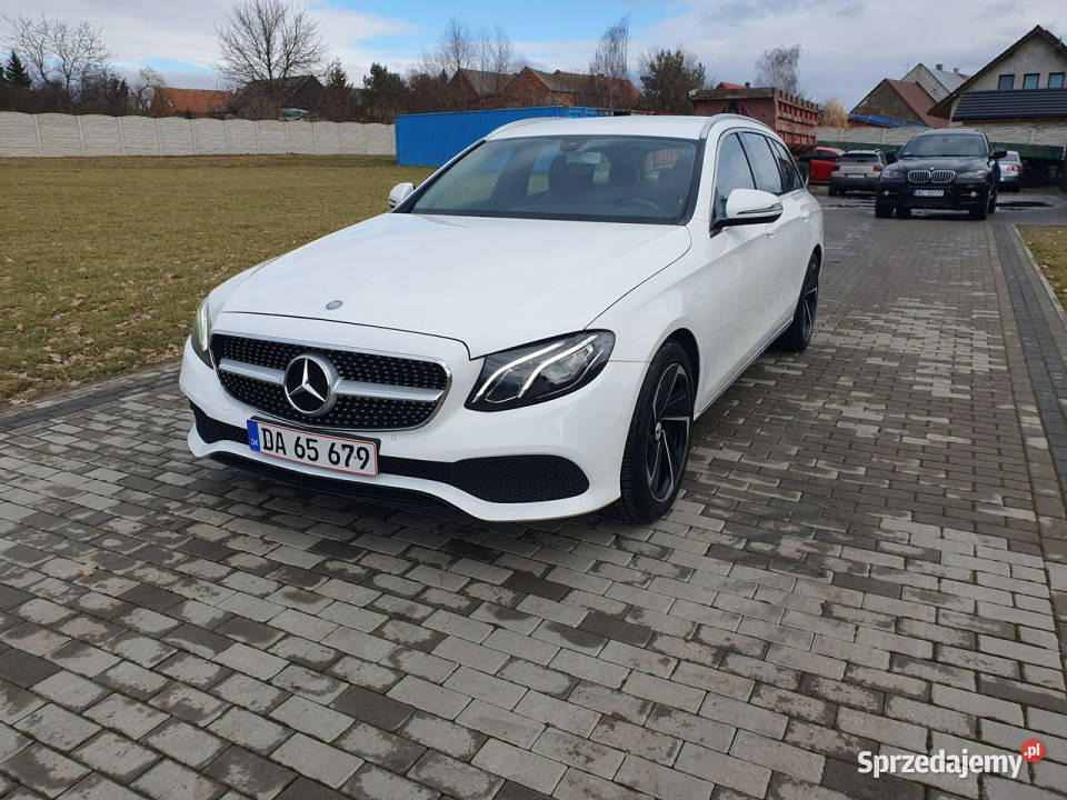 Mercedes E 220 20d 194 W213 Automat Raty Zamiana światła przeciwmgielne