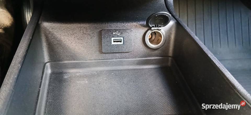 Ford Fusion 20 HYBRYDA 2017 zimowe opony nieuszkodzony Fusion mazowieckie Warszawa