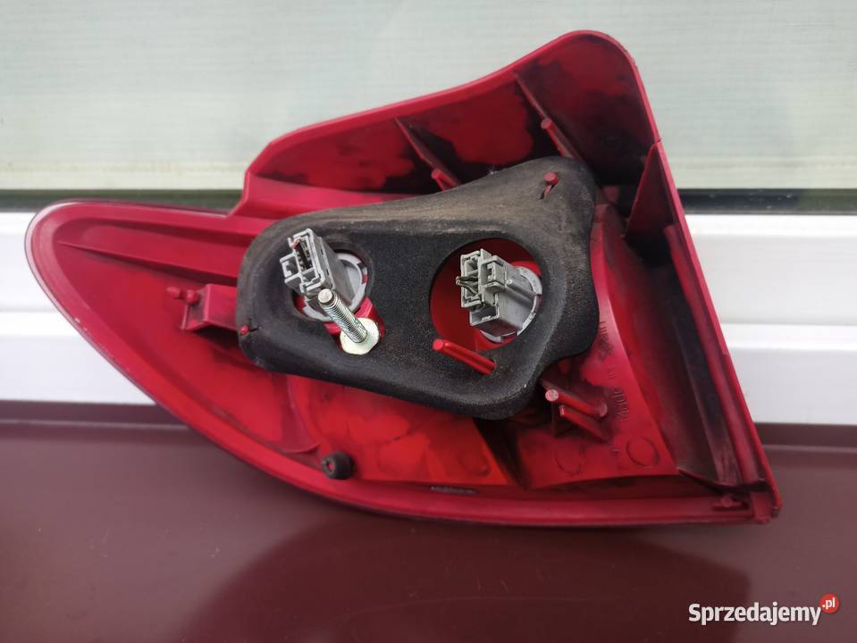 Mazda 2 II DY lampa tył tylna prawa narożna w Sieradz