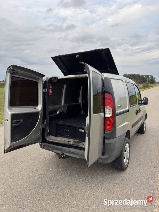 Fiat doblo lift 19 JTD 100 2006 Cargo zabudowa elektryczne szyby Nowe Piekuty sprzedam
