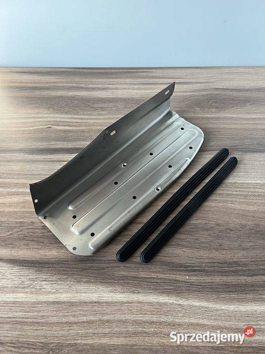 NOWY CZESKI PODEST PODNÓŻEK KIEROWCY LEWY GUMA Bielsko-Biała