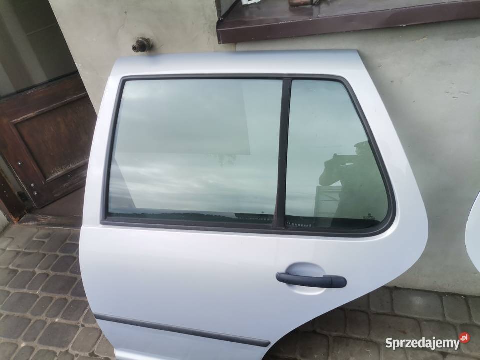 VOLKSWAGEN GOLF 4 IV 5D DRZWI LEWY TYŁ Nowy Sącz sprzedam