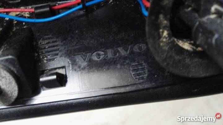 VOLVO V40 12 BLENDA KLAPY TYŁ CZARNA
