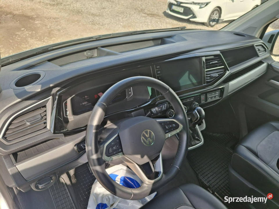 Volkswagen Multivan Poleasingowe BZ srebrny