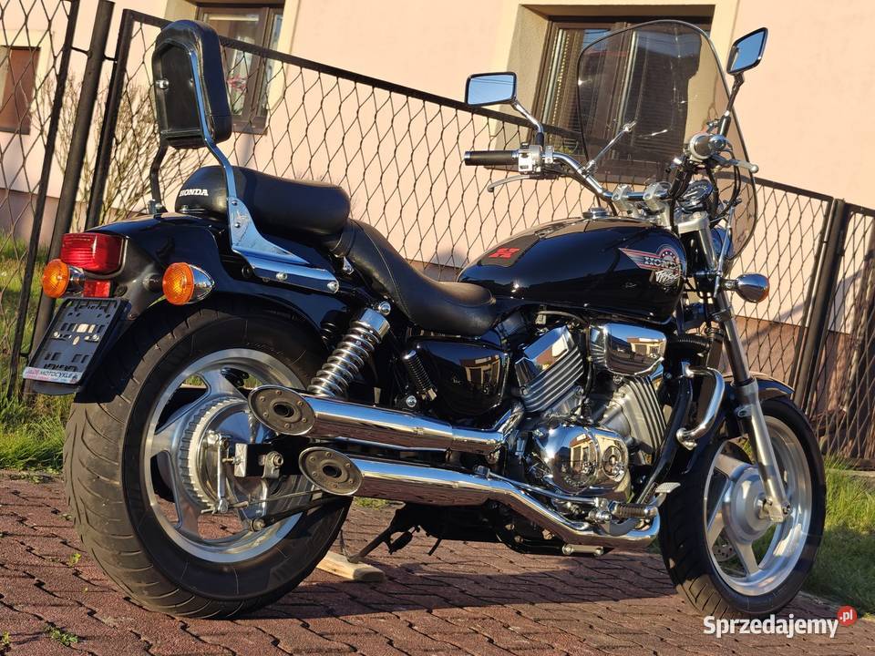 Honda VF 750 Magna Honda
