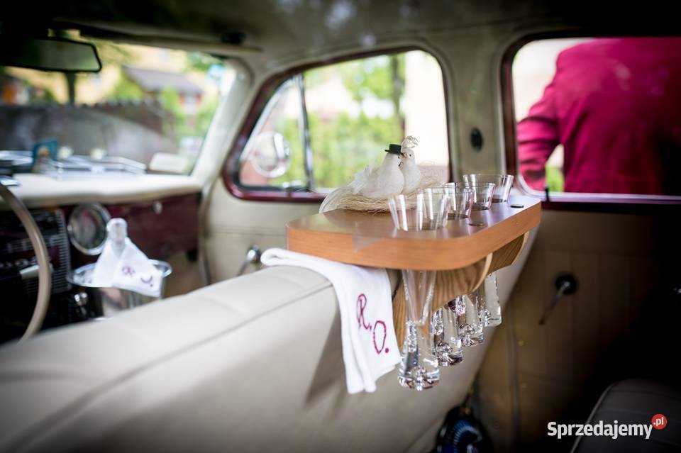Auto do ślubu Warszawa i nie RETROAUTOwynajem Usługi Nekla