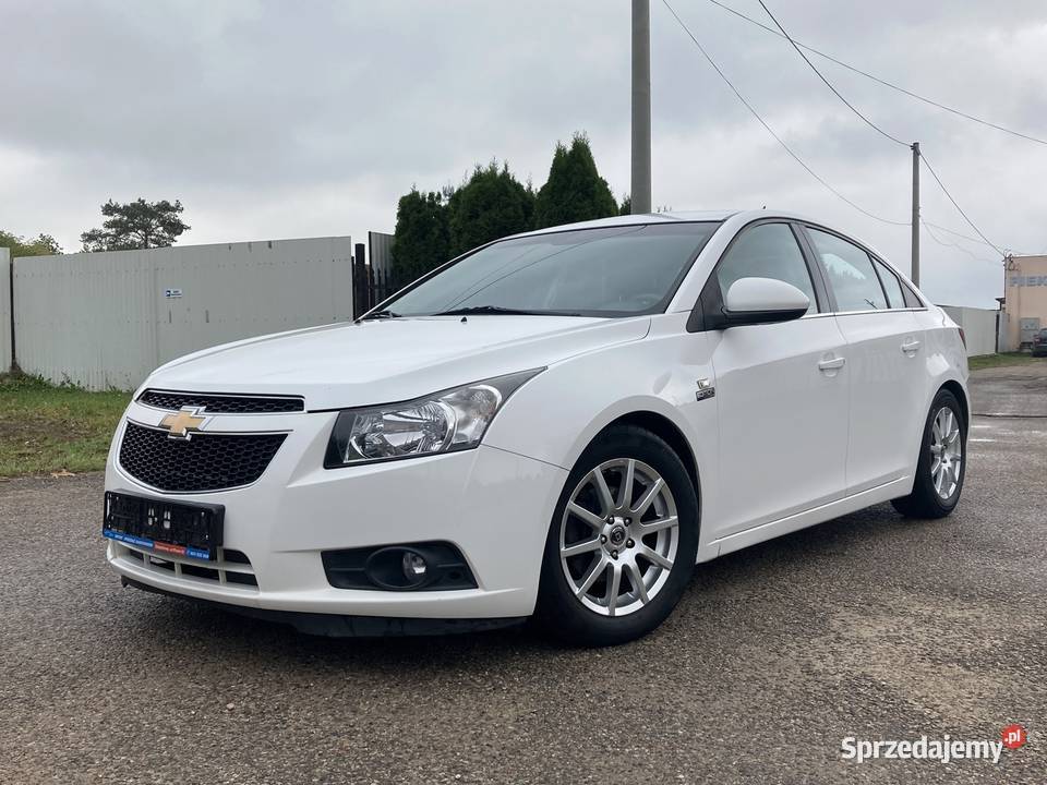 CHEVROLET CRUZE 2010r 18B 140 AUTOMAT NAVI skóra Rok produkcji 2010 Cruze sprzedam