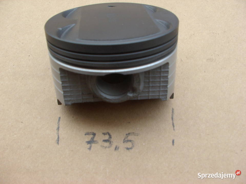 Tłok SUZUKI BURGMAN 250