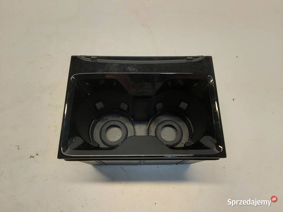 Ford Explorer VII R2KB UCHWYT NA KUBKI