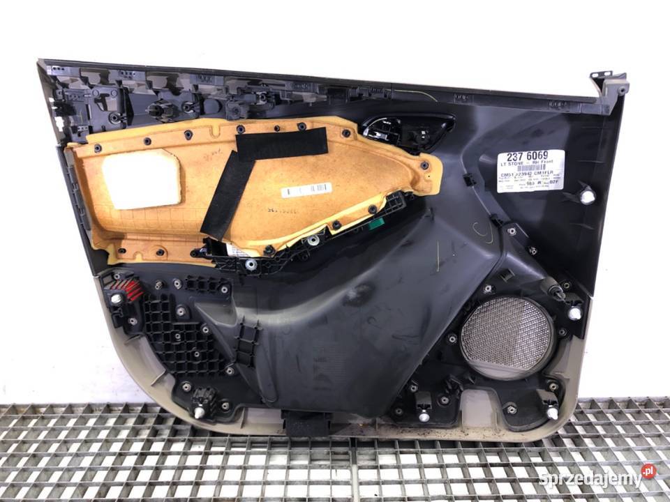 BOCZEK DRZWI PRAWY PRZÓD FORD FOCUS III