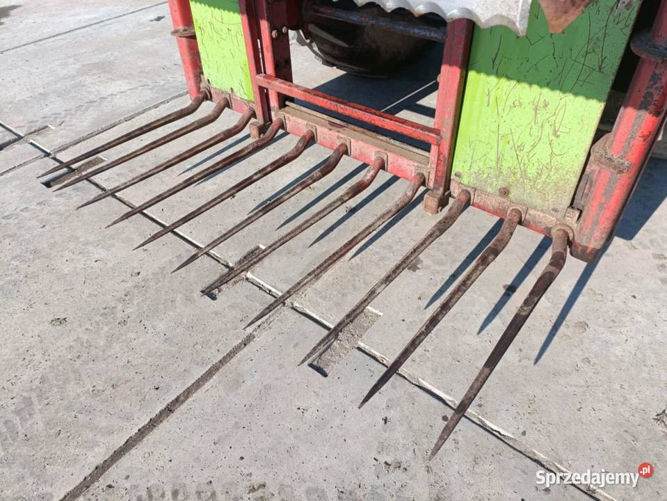 Wycinak do kiszonki STRAUTMANN Hydrofox HC2