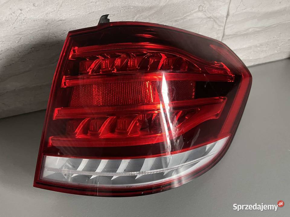 MERCEDES W212 LIFT PRAWA LAMPA TYŁ LED wielkopolskie