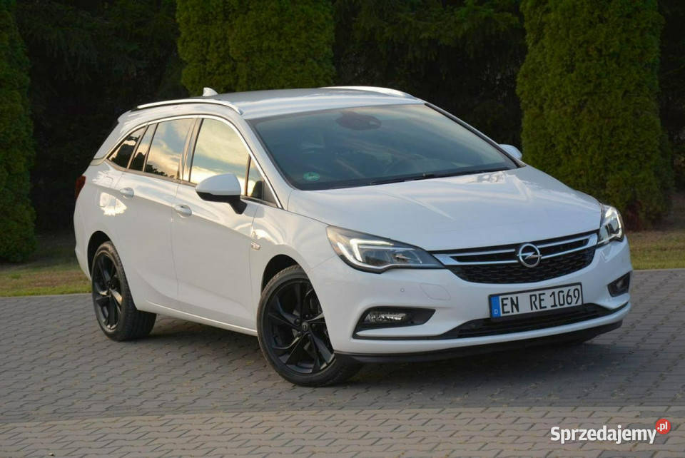Opel Astra Ledy Front Assist Navi Kamera CarPlay przyciemniane szyby mazowieckie