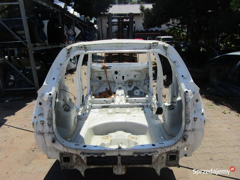 PAS TYLNY PAS TYŁ 26U 4x4 WANNA SUZUKI SX4 osobowe Pasy przednie i tylne