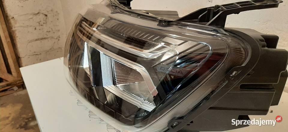 Lampa reflektor Dacia Duster lewa Led śląskie Mysłowice