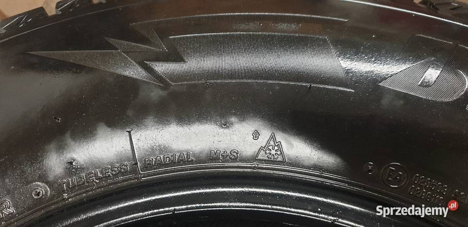 opony 26570R18 zimowe 4 Bridgestone Blizzak DMV3 70 Samochodowe Cięcina