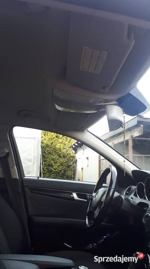 Mercedes Benz C klasa nieuszkodzony