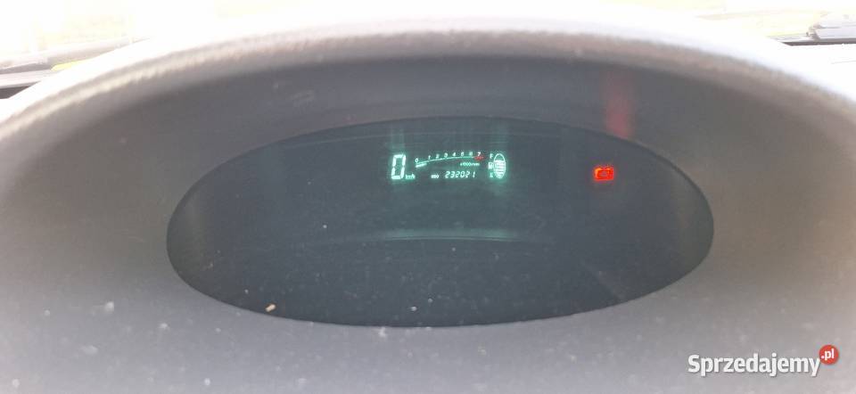 Toyota Yaris okazja kupiony w polskim salonie Chrząstowice