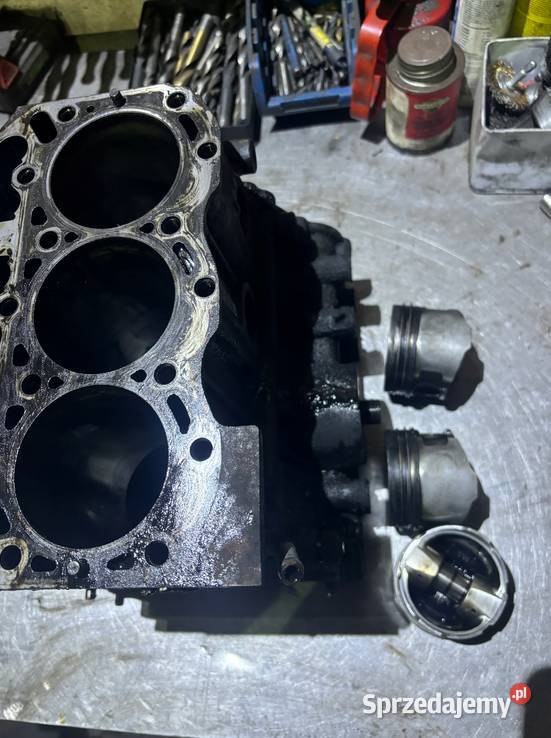 Blok tłoki komplet Vanguard Daihatsu DM 950 DTH śląskie Kłobuck