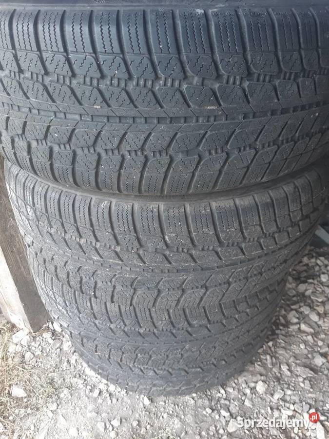 Opona zimowa 225 Jędrzejów