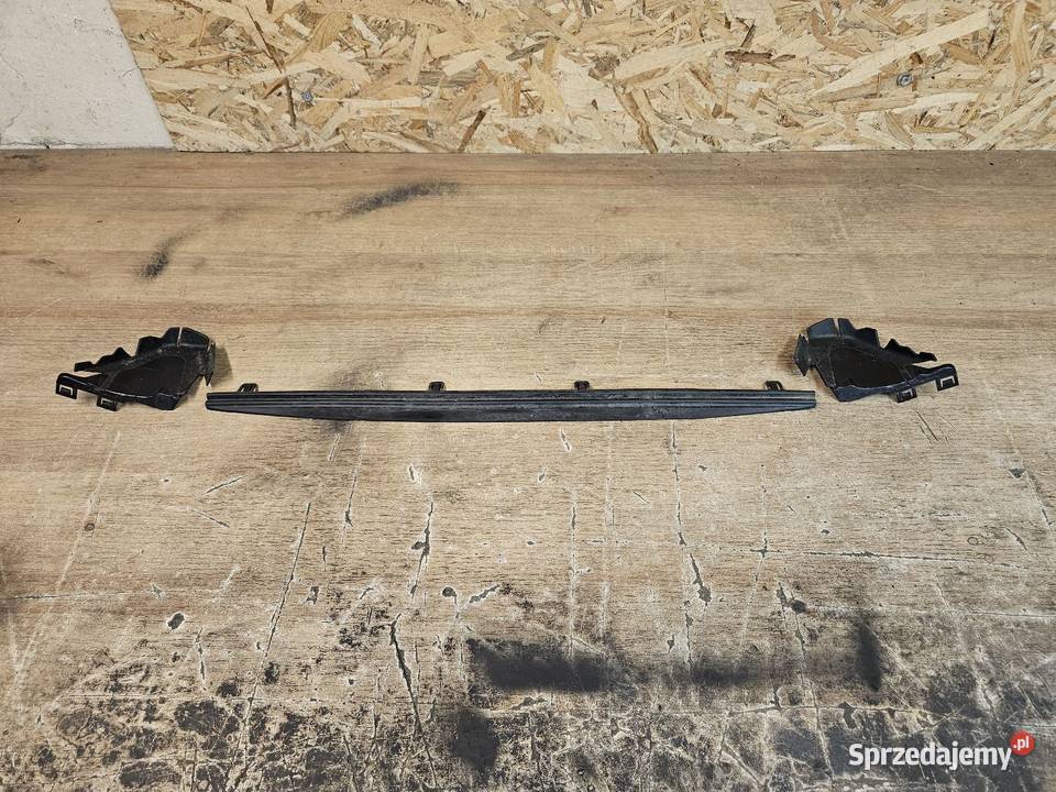 AUDI A4 B9 WLOT POWIETRZA 8W0805918 8W6121674D Międzychód