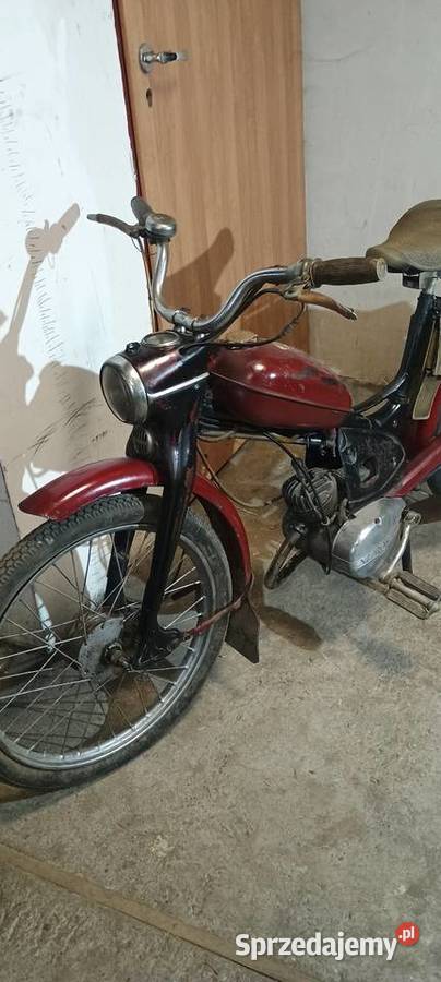 Komar sztywniak produkcji 1967 motorower Komar Katowice