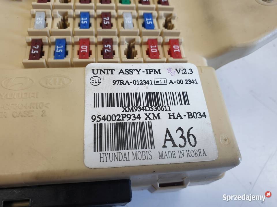 Kia Sorento II 22 CRDI SKRZYNKA BEZPIECZNIKÓW Janów sprzedam