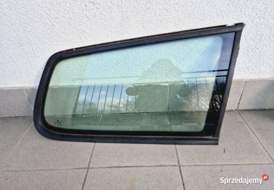 SZYBA BOCZNA TYŁ TYLNA PRAWA W KAROSERIE Działoszyce