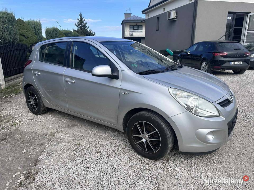 Hyundai i20 Niski Przebieg 87 Klimatyzacja Ładna