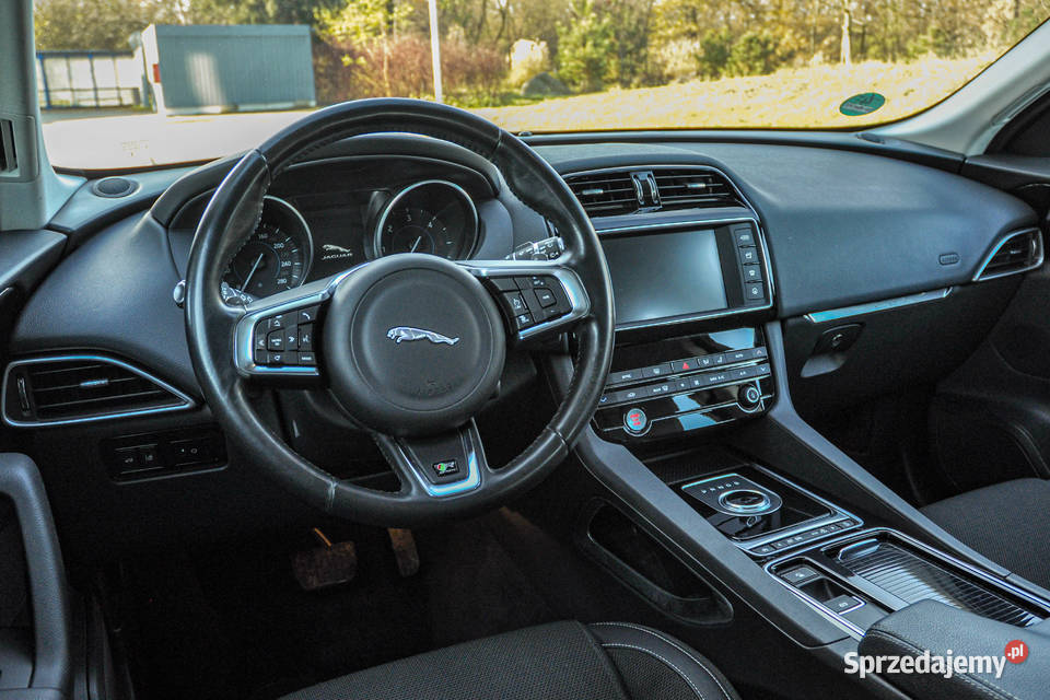 Jaguar FPace 4x4 2016 2018 r Bezwypadkowy manualna dolnośląskie sprzedam