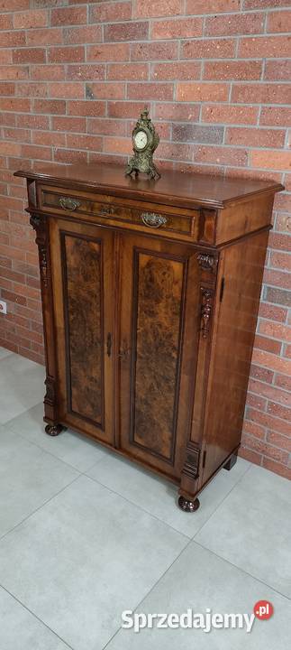 Piękna bieliźniarka eklektyczna antyk Łagów