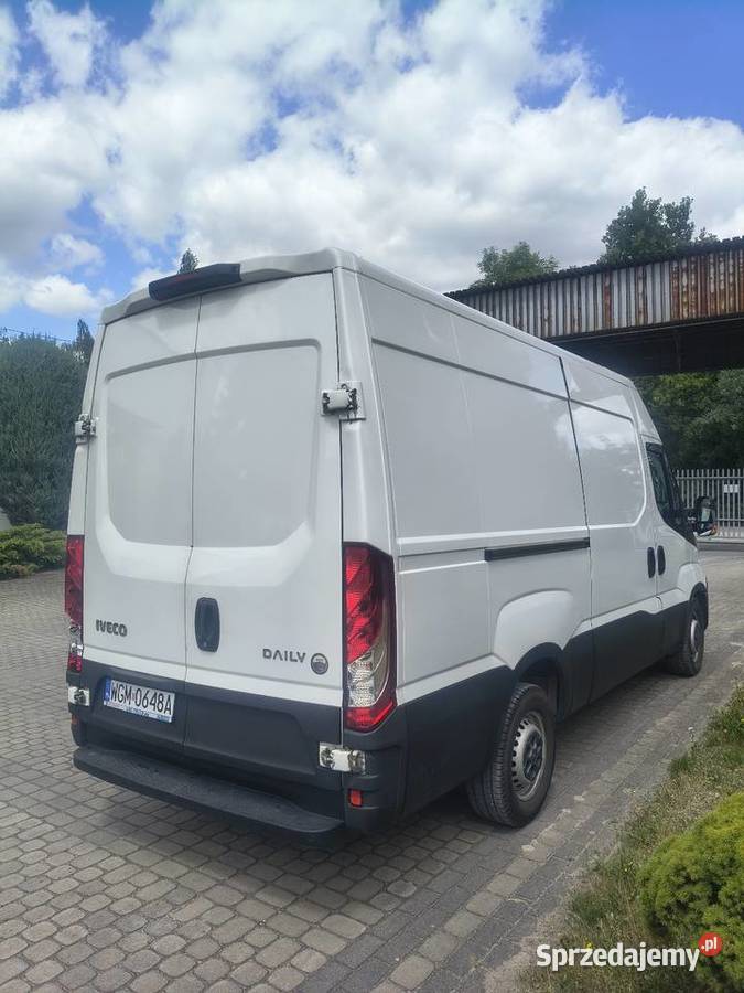 IVECO Daily 35S16 Rok produkcji 2018 Łódź