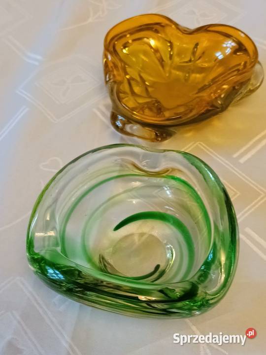 Komplet ładnych popielniczek śląskie Gliwice