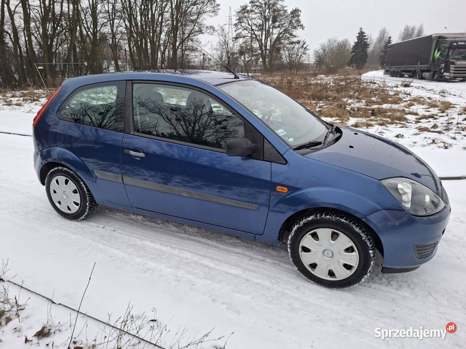 Ford Fiesta 13 benzyna 2007 radio