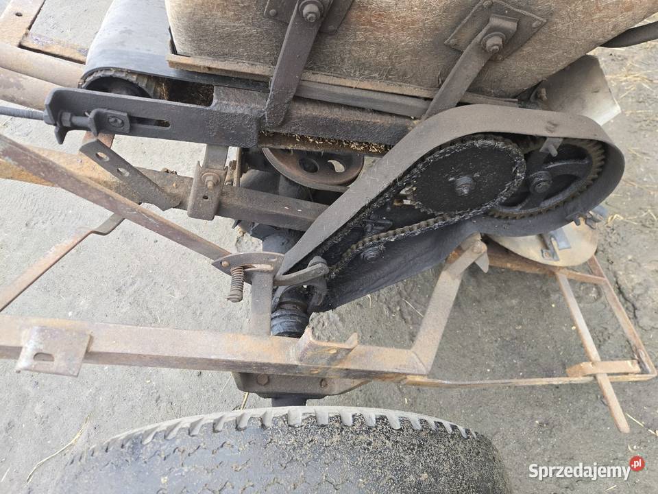 Rozsiewacz nawozów KOS Parądzice