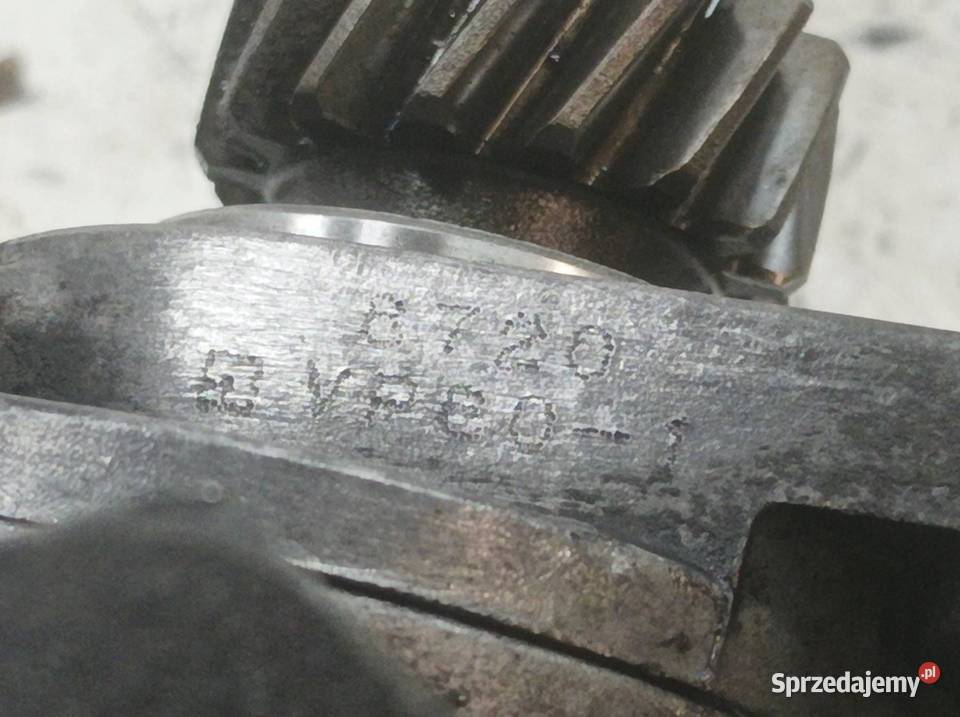 POMPA VACUM 28 TD Mitsubishi Challenger Pajero Rok produkcji 2000