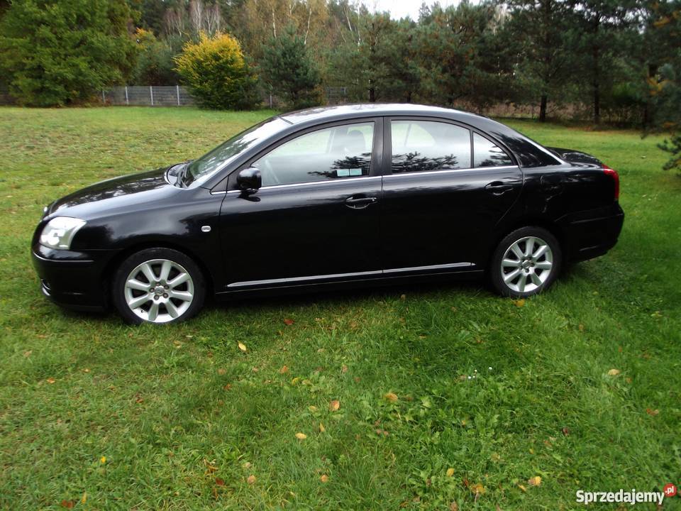 Toyota Avensis Czarna 20 147 Bogata Wersja
