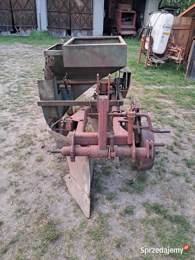 Sadzarka do ziemniakówpług 2 skibowy nieuszkodzony lubelskie Tuczna
