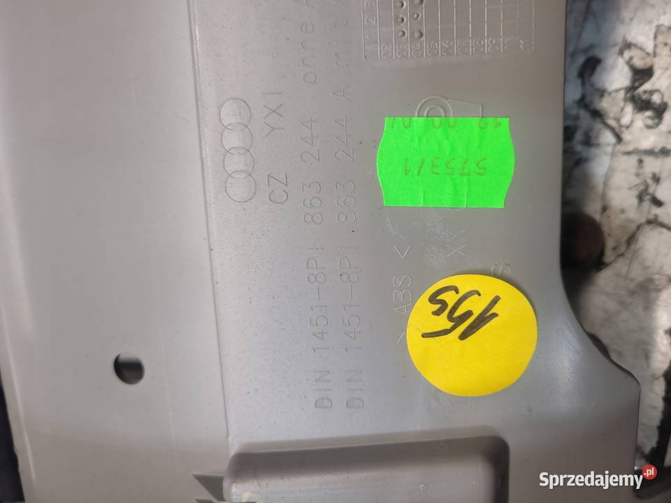TUNEL ŚRODKOWY AUDI A3 8P LIFT 2 DIN 8P1863244 Tapicerki samochodowe śląskie Przystajń
