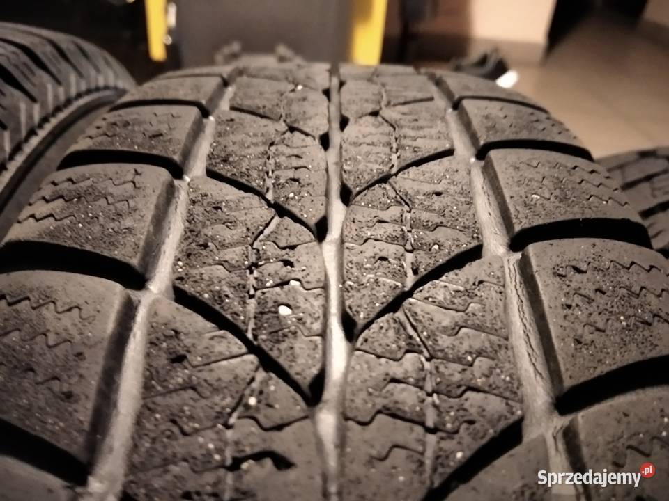 Koła do Seicento Cinquecento z oponami zimowymi Samochodowe Ostrów Mazowiecka