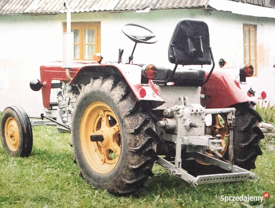 Traktor Zetor 25 z silnikiem Władimira Zetor Żuków Drugi
