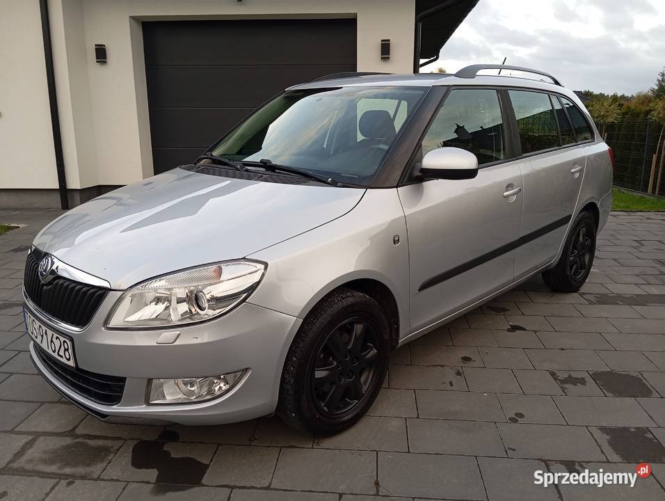 Skoda Fabia kombi 2013r 1197cm3 Ostrowiec Świętokrzyski