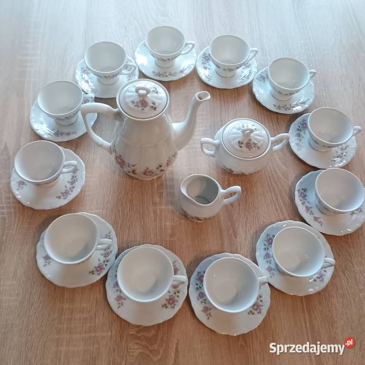 Serwis porcelanowy kawowy herbaciany Bogucice 12 Filiżanki i spodki Chrzanów