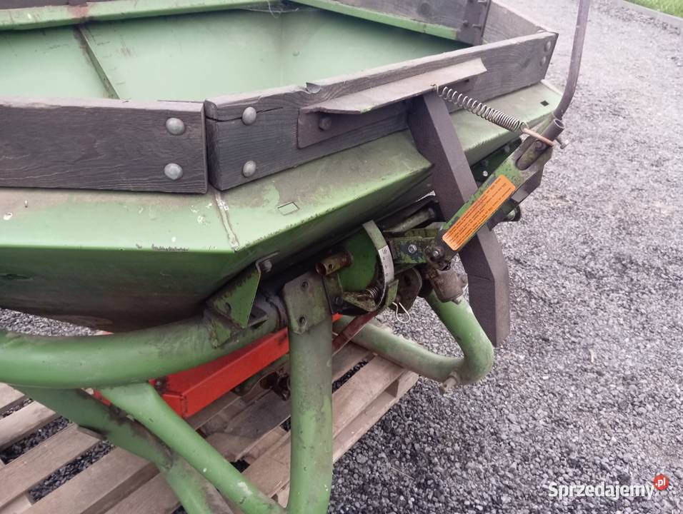 Rozsiewacz nawozów Amazone F 603 Kaszów