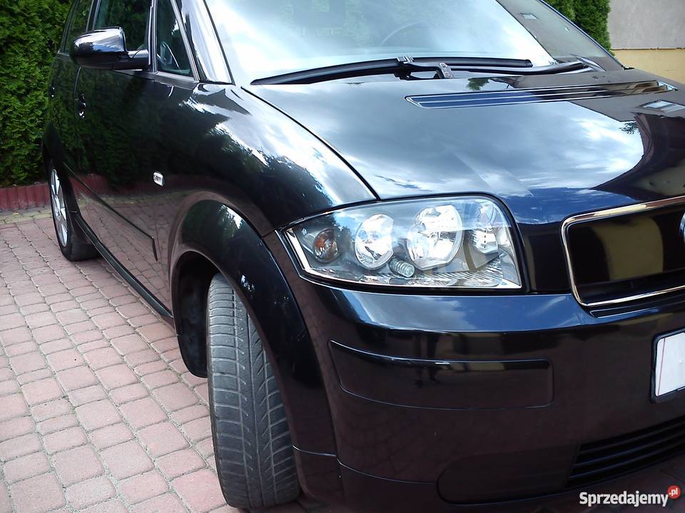 AUDI A2 14i 75 CZARNY KLIMATRONIK ALUSY OPŁATACH garażowany