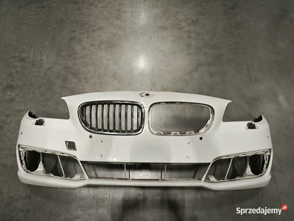 Zderzak przedni BMW F10 Pępowo
